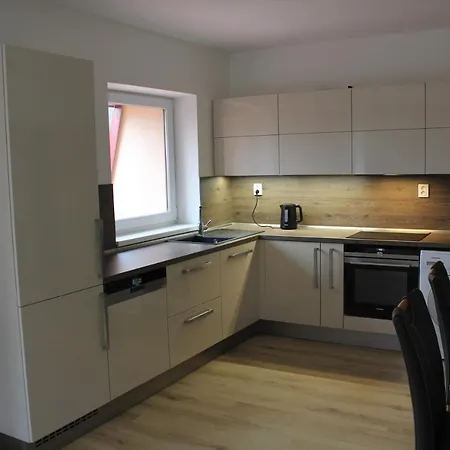 Apartamento škrovanová